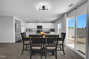 37530 Henna Ln, Palmdale, CA 93551 - Photo 7
