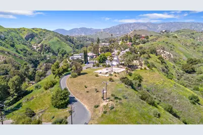 12008 East Trail, Sylmar, CA 91342 - Photo 7