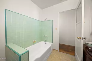 710 S Grand Ave, Pasadena, CA 91105 - Photo 17