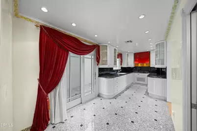 1118 Oberlin Drive, Glendale, CA 91205 - Photo 11