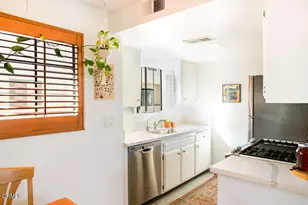 170 N Sierra Bonita Ave, Pasadena, CA 91106 - Photo 11