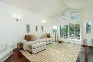 3550 Santa Carlotta St, Glendale, CA 91214 - Photo 11