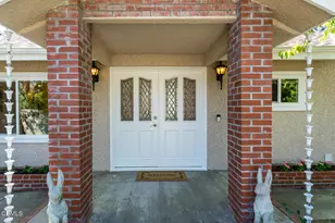 3550 Santa Carlotta St, Glendale, CA 91214 - Photo 5