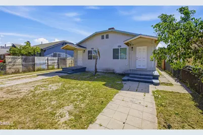 1042 W 62nd Street, Los Angeles, CA 90044 - Photo 1