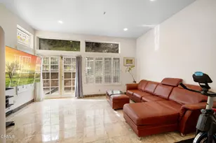925 Calle La Primavera, Glendale, CA 91208 - Photo 9