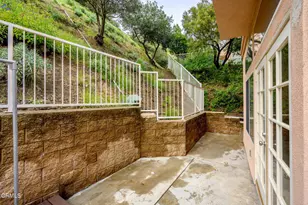 925 Calle La Primavera, Glendale, CA 91208 - Photo 35