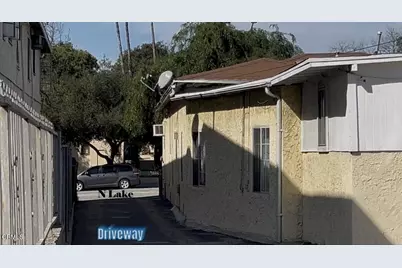 1104 N Lake Avenue, Pasadena, CA 91104 - Photo 25