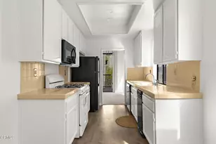 330 Cordova St, Pasadena, CA 91101 - Photo 15