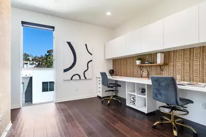 2504 N Via Artis, Los Angeles, CA 90039 - Photo 9