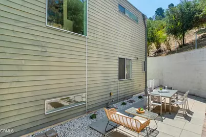2504 Via Artis, Los Angeles, CA 90039 - Photo 23