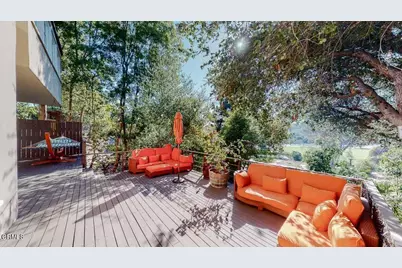 101 S Rockingham Avenue, Los Angeles, CA 90049 - Photo 35