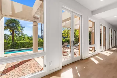 1265 Chateau Road, Pasadena, CA 91105 - Photo 7