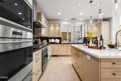 1265 Chateau Road, Pasadena, CA 91105 - Photo 15