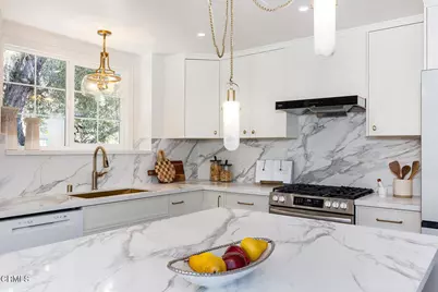 2345 Orange Cove Avenue, La Crescenta, CA 91214 - Photo 17