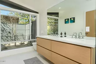 3505 El Lado Dr, Glendale, CA 91208 - Photo 15