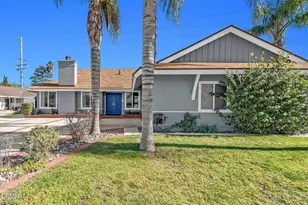 27800 Parkvale Dr, Santa Clarita, CA 91350 - Photo 3
