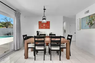 27800 Parkvale Dr, Santa Clarita, CA 91350 - Photo 13