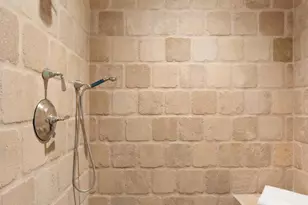 1275 Hillcrest Ave, Pasadena, CA 91106 - Photo 25