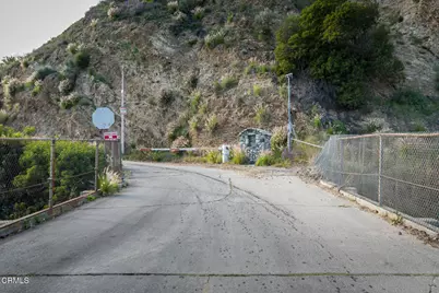 11395 Oro Vista Avenue, Sunland, CA 91040 - Photo 73