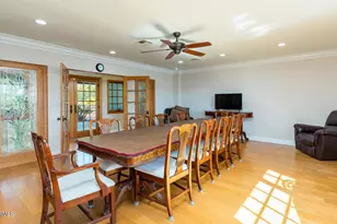 11395 Oro Vista Ave, Sunland, CA 91040 - Photo 23