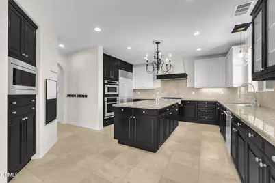 821 Somera Court, Simi Valley, CA 93065 - Photo 19