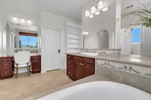 821 Somera Ct, Simi Valley, CA 93065 - Photo 35