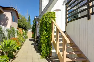 7539 Valaho Dr, Los Angeles, CA 91042 - Photo 19