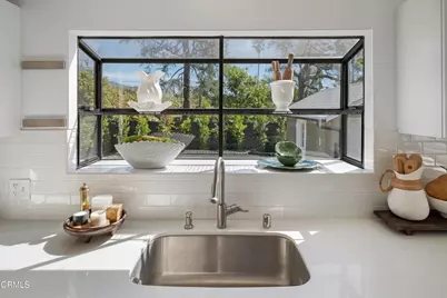 930 N Catalina Avenue, Pasadena, CA 91104 - Photo 17