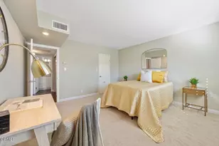 2386 E Del Mar Blvd, Pasadena, CA 91107 - Photo 15