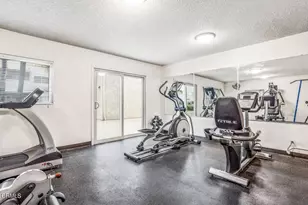 2386 E Del Mar Blvd, Pasadena, CA 91107 - Photo 33