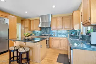 28434 Agajanian Dr, Santa Clarita, CA 91390 - Photo 43