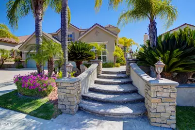 28434 Agajanian Drive, Santa Clarita, CA 91390 - Photo 3