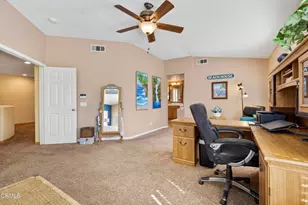 28434 Agajanian Dr, Santa Clarita, CA 91390 - Photo 35