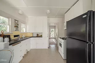 2843 Los Olivos Ln, La Crescenta, CA 91214 - Photo 9