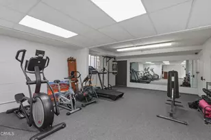 320 E Stocker St, Glendale, CA 91207 - Photo 25