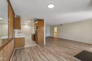 320 E Stocker St, Glendale, CA 91207 - Photo 11