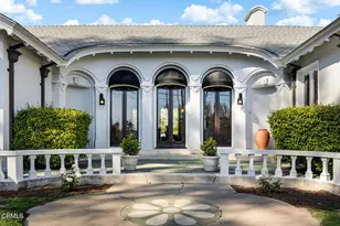 1275 New York Dr, Altadena, CA 91001 - Photo 3