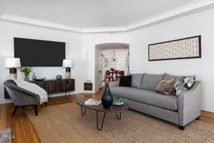 900 Dolores Dr, Altadena, CA 91001 - Photo 9