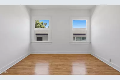 142  148 S Manhattan Place, Los Angeles, CA 90004 - Photo 31