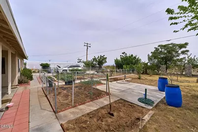 9494 Baker Road, Lucerne Valley, CA 92356 - Photo 5