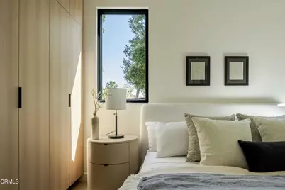 510 N Sycamore Avenue, Los Angeles, CA 90036 - Photo 19