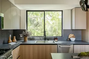 510 N Sycamore Ave, Los Angeles, CA 90036 - Photo 15