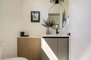 510 N Sycamore Ave, Los Angeles, CA 90036 - Photo 17