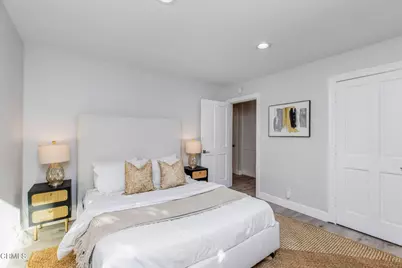 19443 Hatteras Street, Los Angeles, CA 91356 - Photo 13