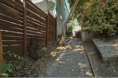 3666 Roderick Road, Los Angeles, CA 90065 - Photo 37