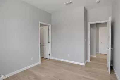 45060 Andale Avenue, Lancaster, CA 93535 - Photo 7