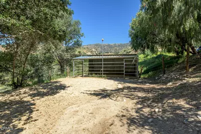 11461 Riverwood Drive, Sunland, CA 91040 - Photo 55