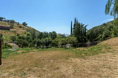 11461 Riverwood Drive, Sunland, CA 91040 - Photo 43