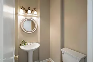 710 W Owen Ct, Altadena, CA 91001 - Photo 25