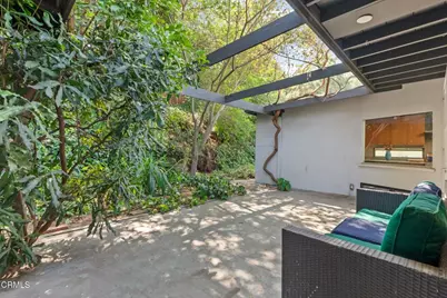 412 Elmwood Drive, Pasadena, CA 91105 - Photo 15